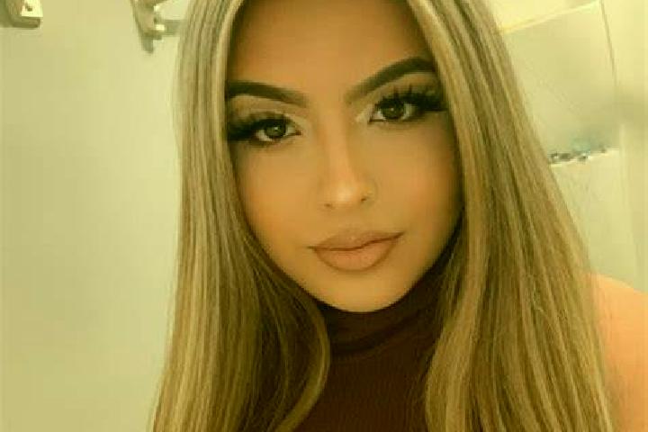 Lucy, 32, a blonde amber-eyed latina companion based in Tsau. Offering Overnight, Duos, Tantra, Travel Companion, Striptease. Available for incall and outcal...