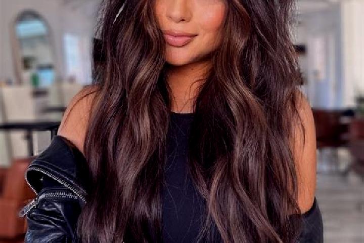 Lucy, 32, a brunette dark-eyed caribbean companion based in Shuiyin. Offering Roleplay, Duos, Massage, BDSM. Available for incall and outcall, overnight book...