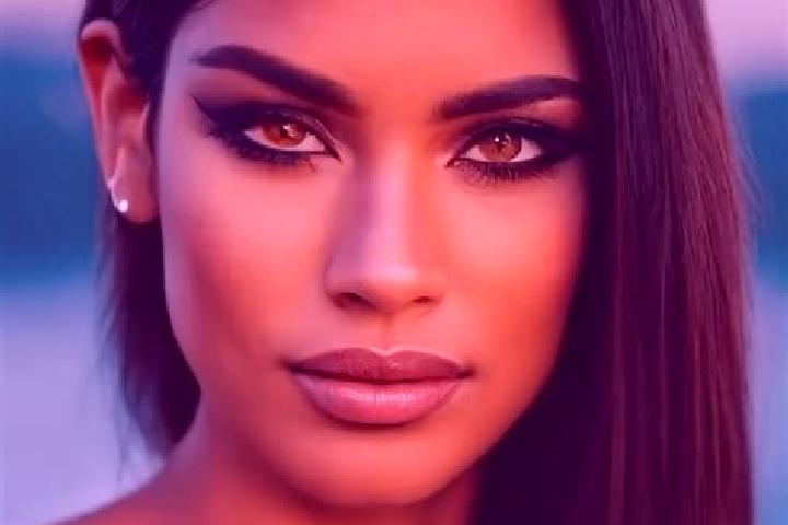Lucy, 32, a dark blonde dark-eyed latina companion based in Maretz. Offering 69, Fetish, Girlfriend Experience, Couples. Available for incall and outcall, ov...