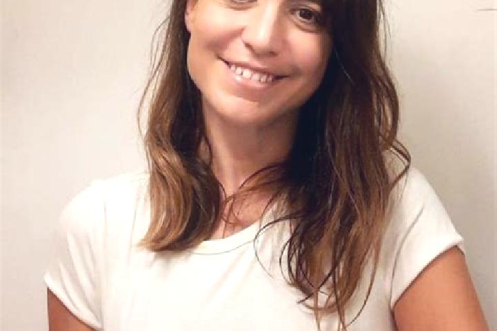 Lucy, 32, a red grey-eyed latina companion based in Vredenburg. Offering Erotic Massage, Tantra, Fetish, Massage. Available for incall and outcall, day and e...