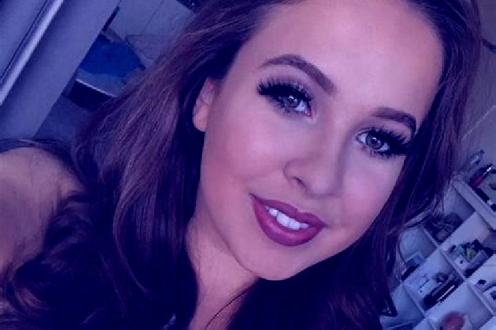 Lucy, 32, a red grey-eyed mixed companion based in Yakovlevka. Offering Party Girl, Fetish, Girlfriend Experience. Available for incall and outcall, overnigh...