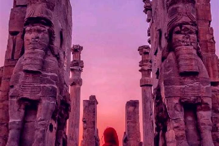 Lucy, 32 — Escort in Dizaj-e Jamshid Khan, Iran