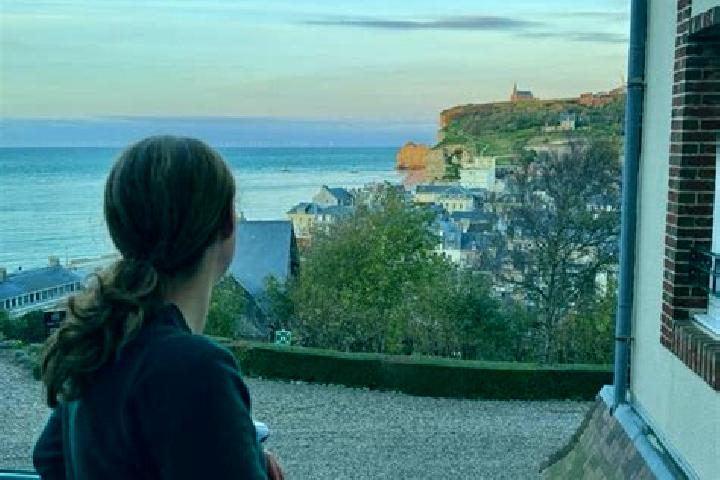 Lucy, 32 — Escort in Etretat, France