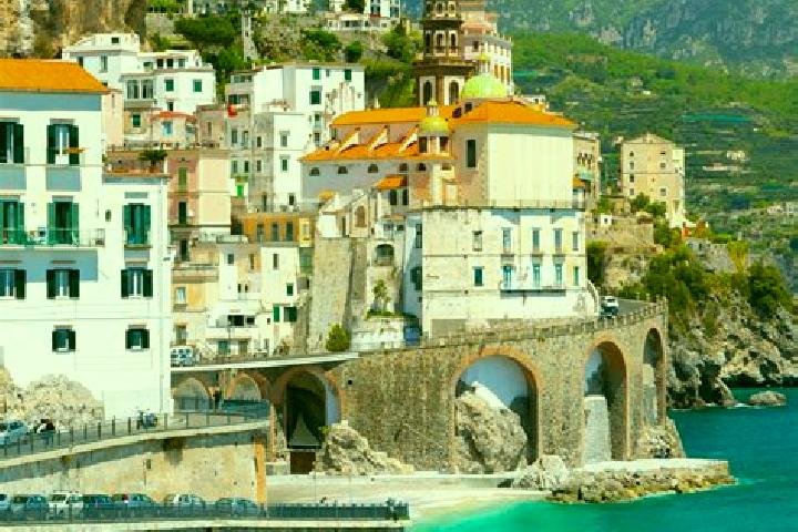 Lucy, 32 — Escort in Faleri, Italy