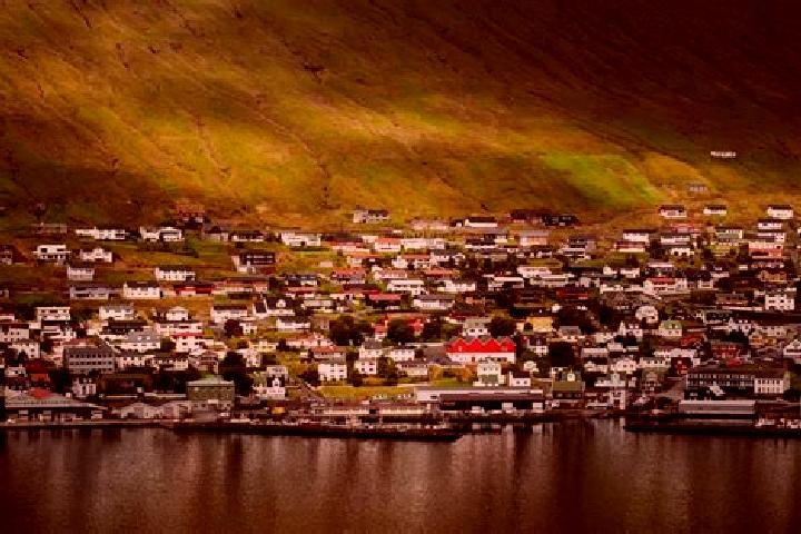 Lucy, 32 — Escort in Fuglafjordur, Faroe Islands