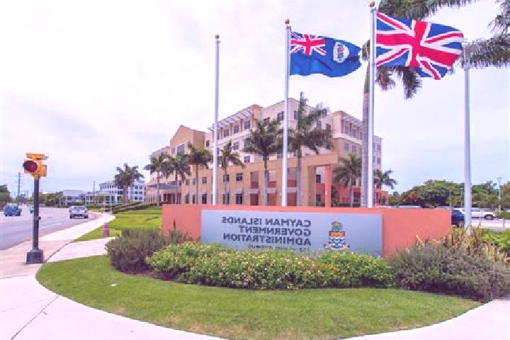 Lucy, 32 — Escort in Newlands, Cayman Islands