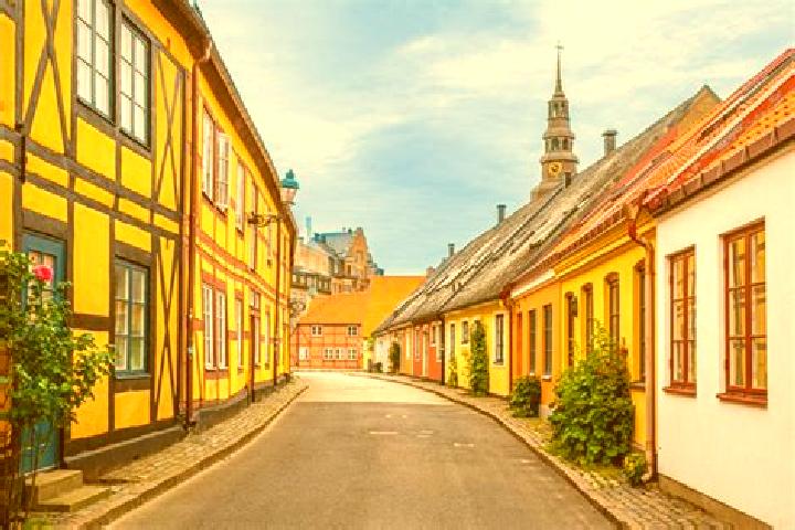 Lucy, 32 — Escort in Ystad, Sweden
