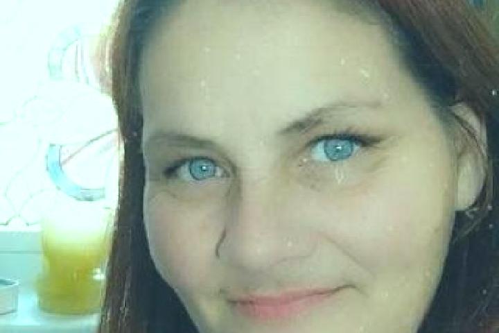 Lucy, 33, a auburn blue-eyed indian companion based in Norheimsund. Offering Overnight, Fetish, Massage, A-Level, 69. Available for incall and outcall, day a...