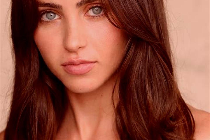 Lucy, 33, a chestnut brown-eyed indian companion based in Folzano. Offering Erotic Massage, 69, Couples. Available for incall and outcall, day and evening da...