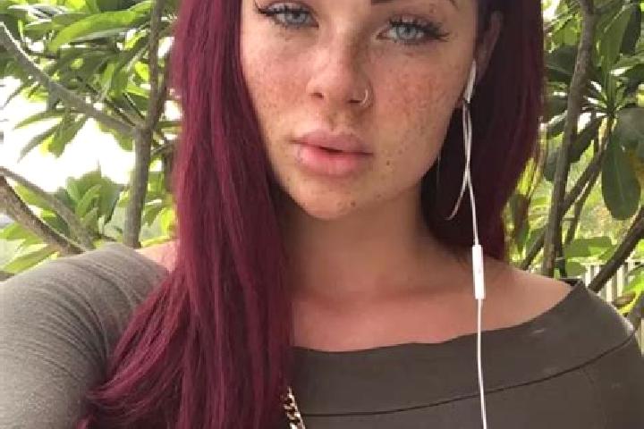 Lucy, 33, a red grey-eyed caribbean companion based in Dasbiyo. Offering GFE, Domination, Duos, Travel Companion, Fetish. Available for incall and outcall, o...