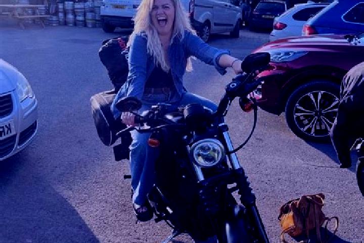 Lucy, 33 — Escort in Cheddar, United Kingdom