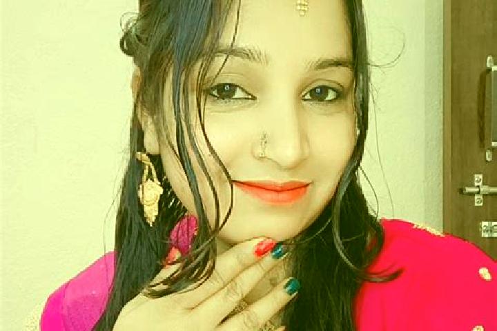 Lucy, 33 — Escort in Pakur, India