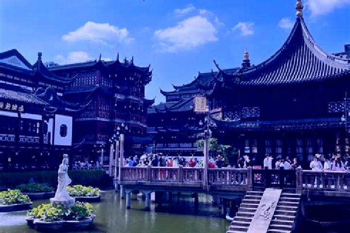 Lucy, 33 — Escort in Weisi Science & Technology Garden, China