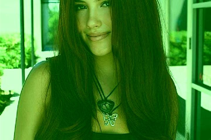 Lucy, 34, a auburn dark-eyed slavic companion based in Hawf. Offering CIM, GFE, Duos, Deep French Kissing. Available for incall and outcall, day and evening ...