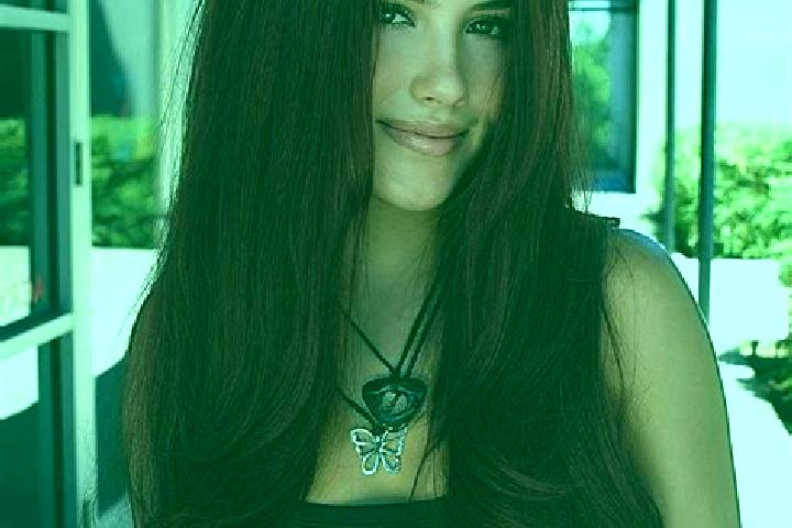 Lucy, 34, a auburn dark-eyed slavic companion based in Highlands. Offering GFE, Tantra, Domination, Girlfriend Experience. Available for incall and outcall, ...