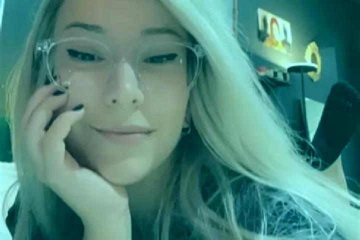 Lucy, 34, a blonde dark-eyed caribbean companion based in Rauville-la-Bigot. Offering BDSM, Party Girl, Couples, Duos. Available for incall and outcall, over...