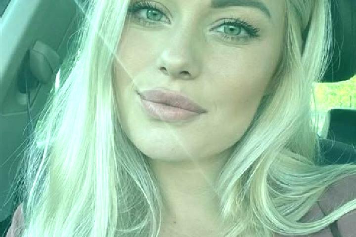 Lucy, 34, a blonde hazel-eyed ebony companion based in Lucasville. Offering Travel Companion, CIM, BDSM. Available for incall and outcall, day and evening da...