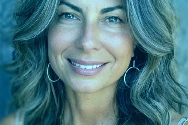 Lucy, 34, a brunette grey-eyed caribbean companion based in Guiscriff. Offering BDSM, Party Girl, Erotic Massage, Overnight. Available for incall and outcall...