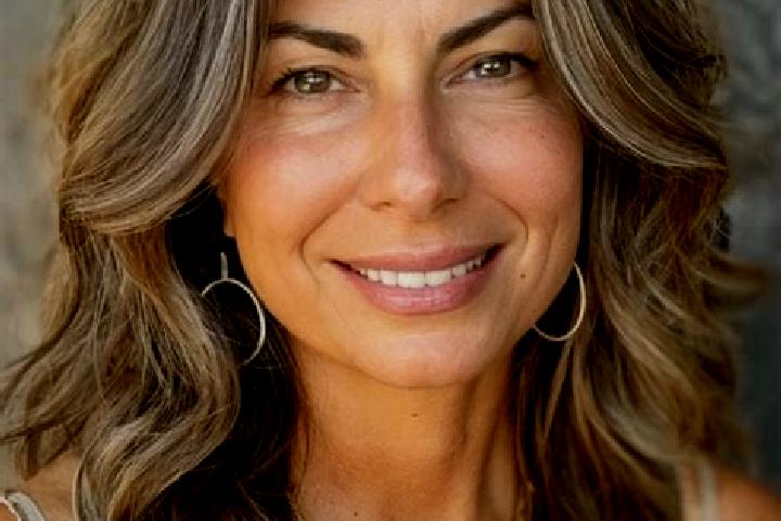 Lucy, 34, a brunette grey-eyed mediterranean companion based in Beaumont-sur-Sarthe. Offering Party Girl, 69, Overnight, CIM. Available for incall and outcal...