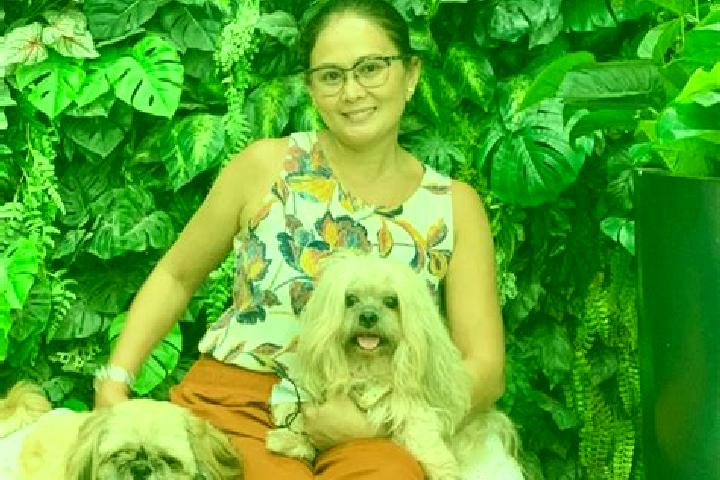 Lucy, 34 — Escort in Malocloc, Philippines