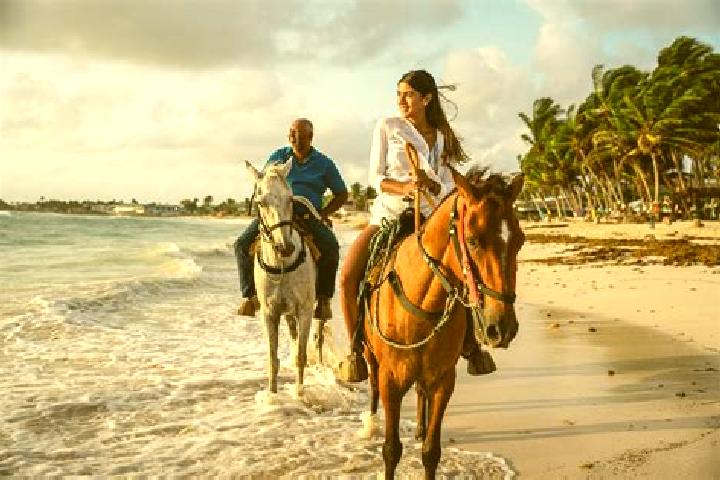 Lucy, 34 — Escort in San Andres de la Cal, Mexico
