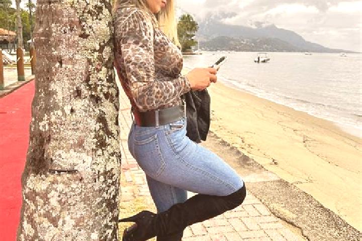 Lucy, 34 — Escort in Sao Francisco de Sales, Brazil