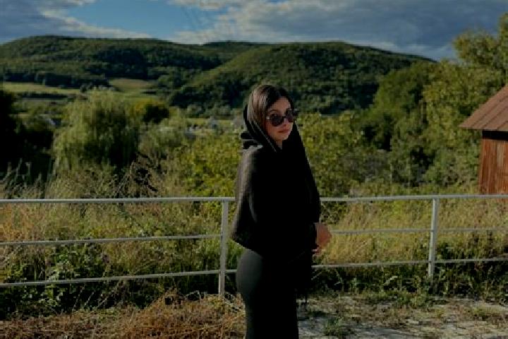 Lucy, 34 — Escort in Seleus, Romania