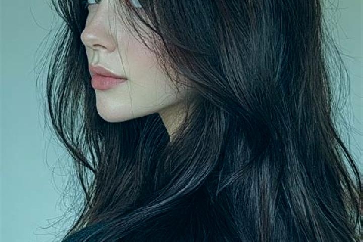 Lucy, 35, a auburn blue-eyed asian companion based in Dronninglund. Offering CIM, Striptease, A-Level, Deep French Kissing. Available for incall and outcall,...