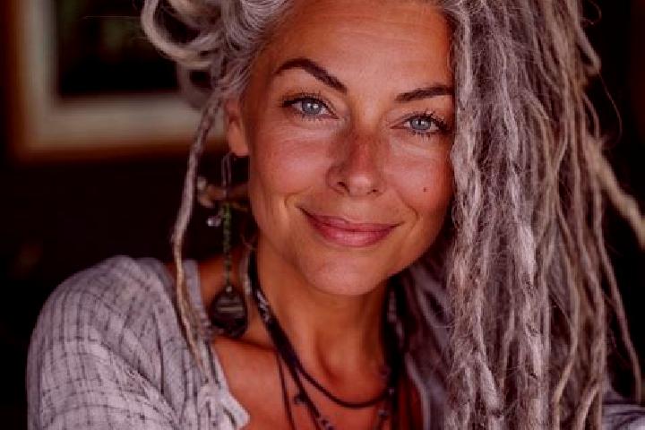Lucy, 35, a black grey-eyed caucasian companion based in Nalgonda. Offering A-Level, Dinner Date, Tantra, OWO, GFE. Available for incall and outcall, day and...