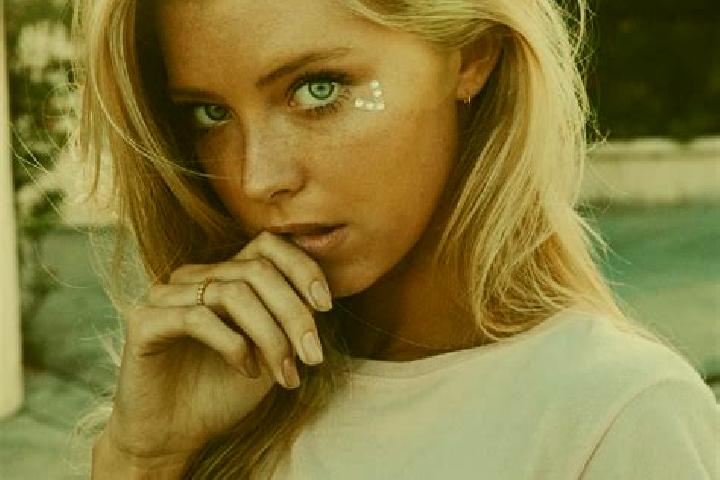 Lucy, 35, a blonde blue-eyed caribbean companion based in Bychawa. Offering Duos, CIM, Domination. Available for incall and outcall, overnight bookings avail...