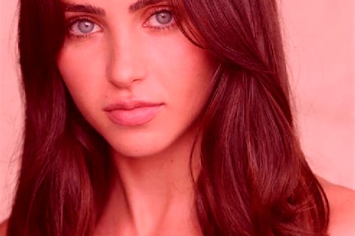 Lucy, 35, a brunette brown-eyed ebony companion based in Prijedor. Offering Tantra, Travel Companion, Erotic Massage. Available for incall and outcall, day a...