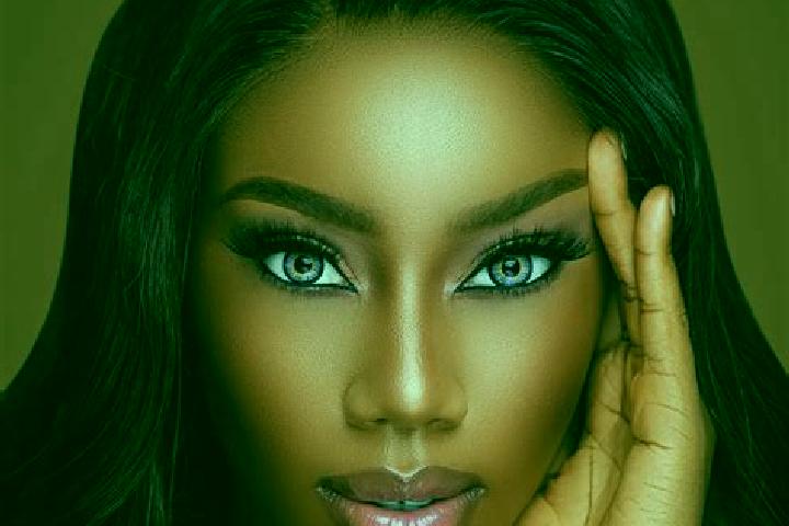 Lucy, 35, a red blue-eyed ebony companion based in Vico. Offering Roleplay, Girlfriend Experience, Striptease. Available for incall and outcall, day and even...