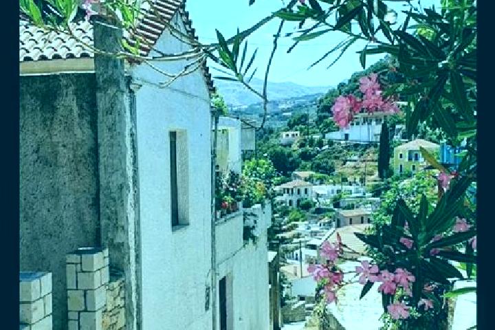 Lucy, 35 — Escort in Argyropouli, Greece