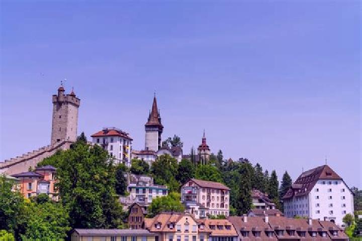 Lucy, 35 — Escort in Ermatingen, Switzerland