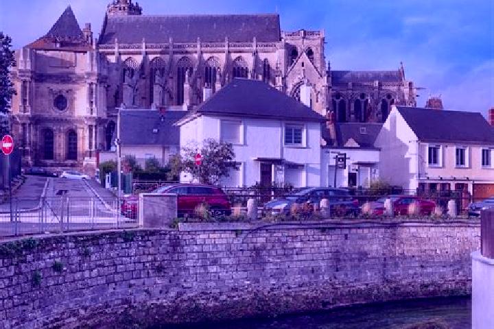 Lucy, 35 — Escort in Gisors, France