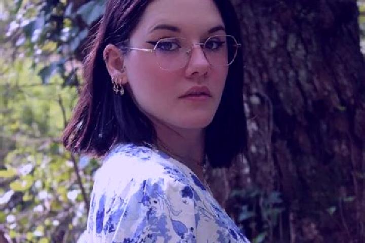 Lucy, 35 — Escort in Grand-Champ, France