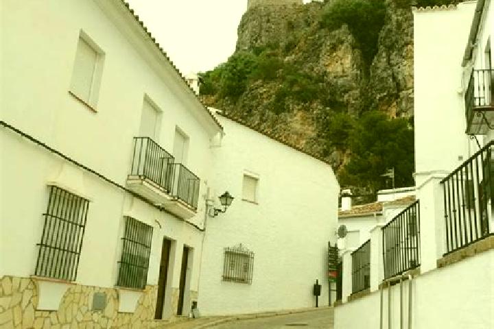 Lucy, 35 — Escort in Pineda de la Sierra, Spain