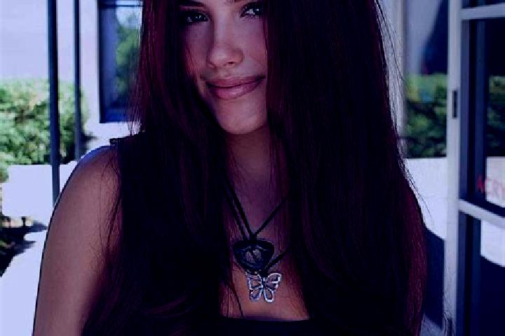 Lucy, 36, a auburn brown-eyed mediterranean companion based in Tuxedo Park. Offering BDSM, Fetish, Prostate Massage, Striptease, Girlfriend Experience. Avail...