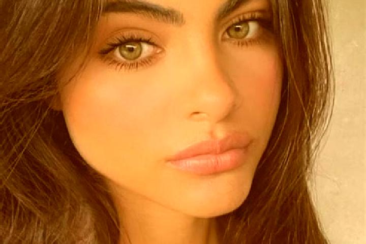 Lucy, 36, a auburn dark-eyed middle eastern companion based in Uhlirske Janovice. Offering Erotic Massage, Dinner Date, BDSM, Roleplay, Party Girl. Available...