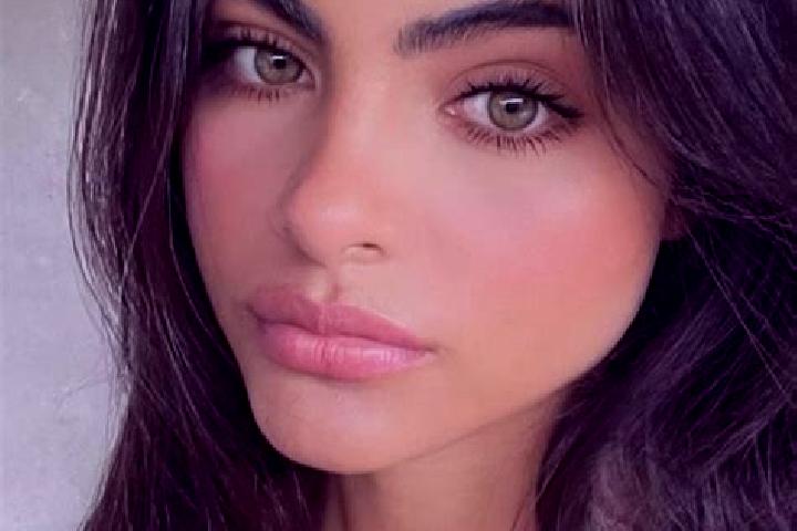 Lucy, 36, a brunette dark-eyed indian companion based in Nuevo Chicayan. Offering Massage, OWO, Duos. Available for incall and outcall, day and evening dates.