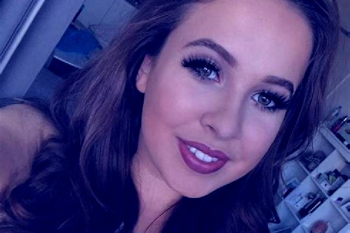 Lucy, 36, a dark blonde amber-eyed mixed companion based in Santa Catarina los Reyes. Offering Travel Companion, Prostate Massage, Dinner Date, Fetish. Avail...