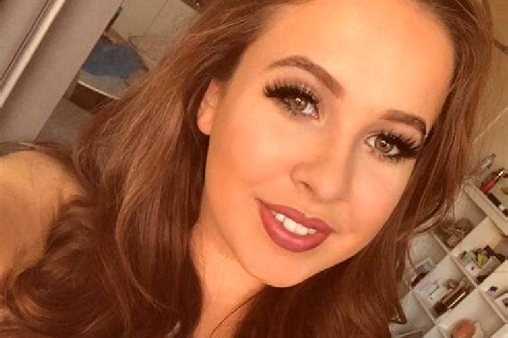 Lucy, 36, a dark blonde dark-eyed latina companion based in Goettelsberg. Offering 69, BDSM, Prostate Massage, Deep French Kissing. Available for incall and ...