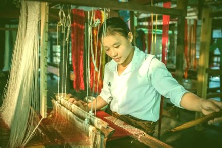 Lucy, 36 — Escort in Ban Thakho, Laos