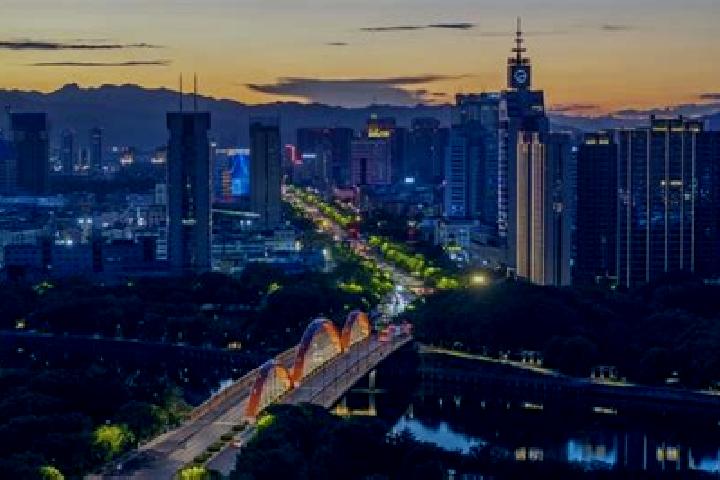 Lucy, 36 — Escort in Boyang, China