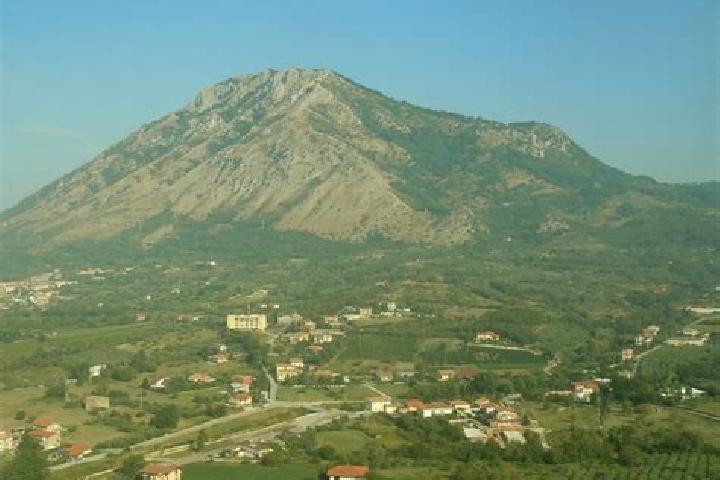 Lucy, 36 — Escort in Campoli del Monte Taburno, Italy