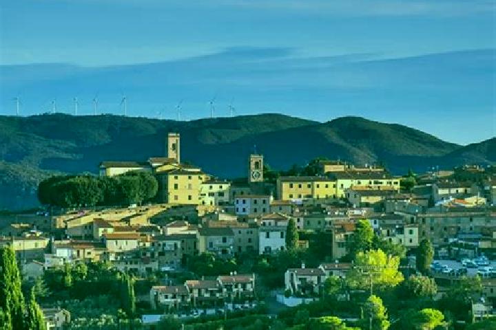 Lucy, 36 — Escort in Montescudaio, Italy