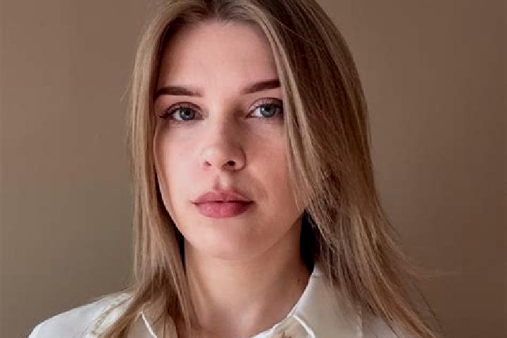 Lucy, 36 — Escort in Yerky, Ukraine