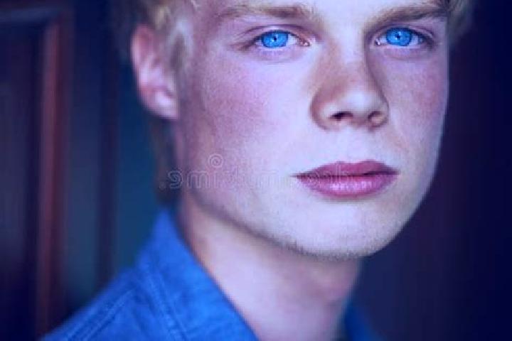 Lucy, 37, a blonde blue-eyed middle eastern companion based in Doezum. Offering Roleplay, Prostate Massage, Deep French Kissing. Available for incall and out...