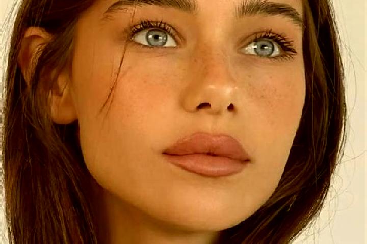 Lucy, 37, a brunette blue-eyed mediterranean companion based in Mononyane. Offering Massage, Travel Companion, Erotic Massage. Available for incall and outca...