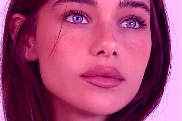 Lucy, 37, a brunette brown-eyed caucasian companion based in Winter Beach. Offering Tantra, GFE, Duos. Available for incall and outcall, day and evening dates.
